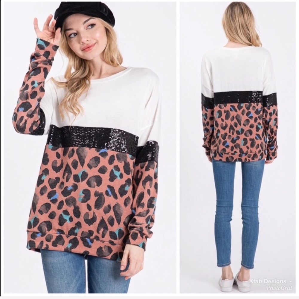COLOR BLOCK ANIMAL PRINT SEQUIN CREW NECK SWEATER